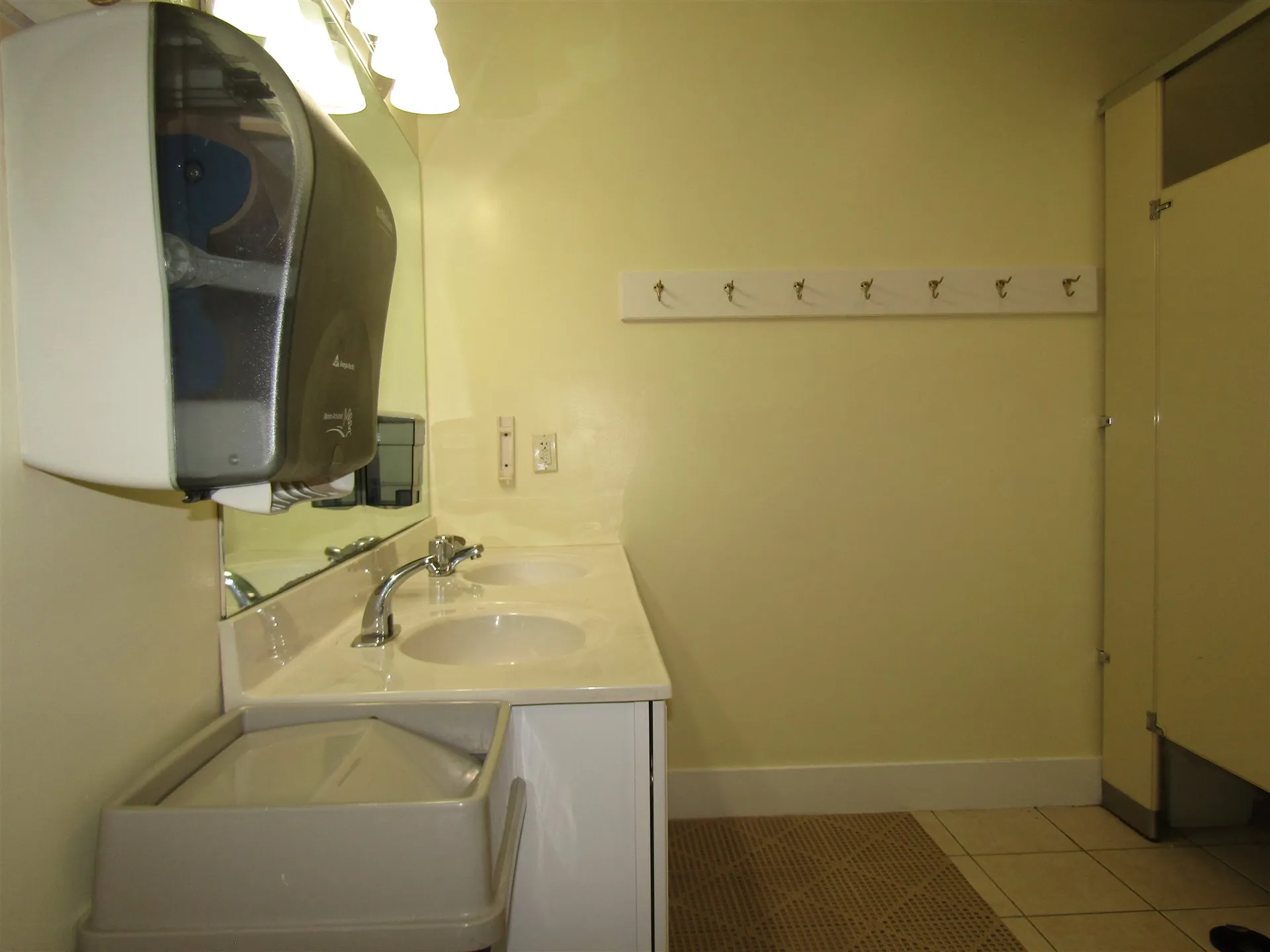 38 Bridge Street Colebrook NH 03576