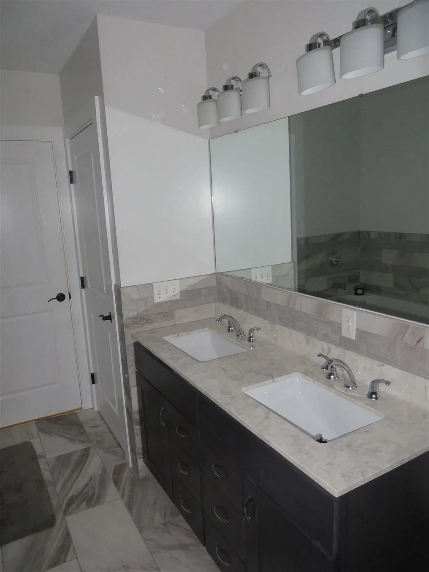 27 Halfmoon Bay Drive Barnstead NH 03225