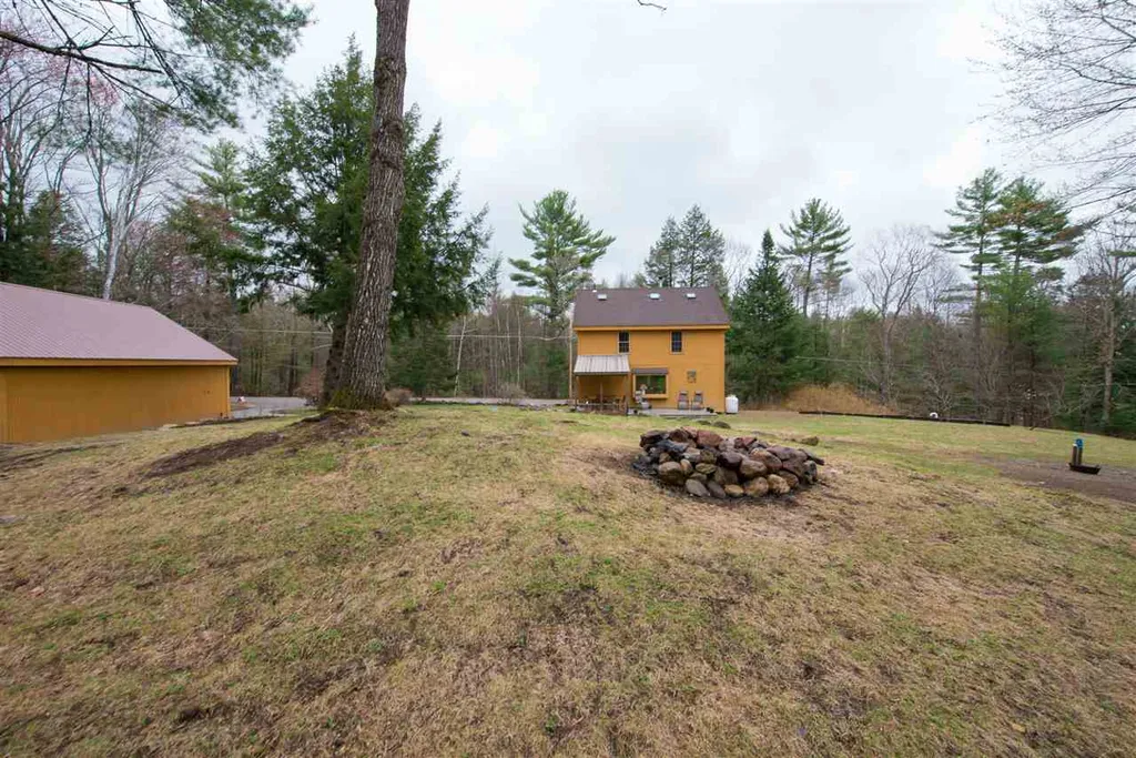 35 Joalco Road Strafford NH 03884
