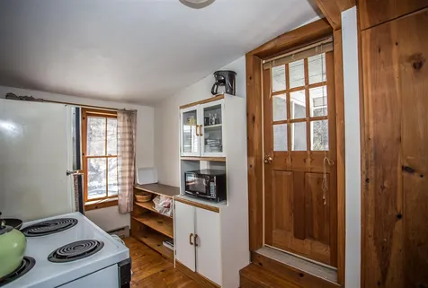 25 Bennington Road Hancock NH 03449
