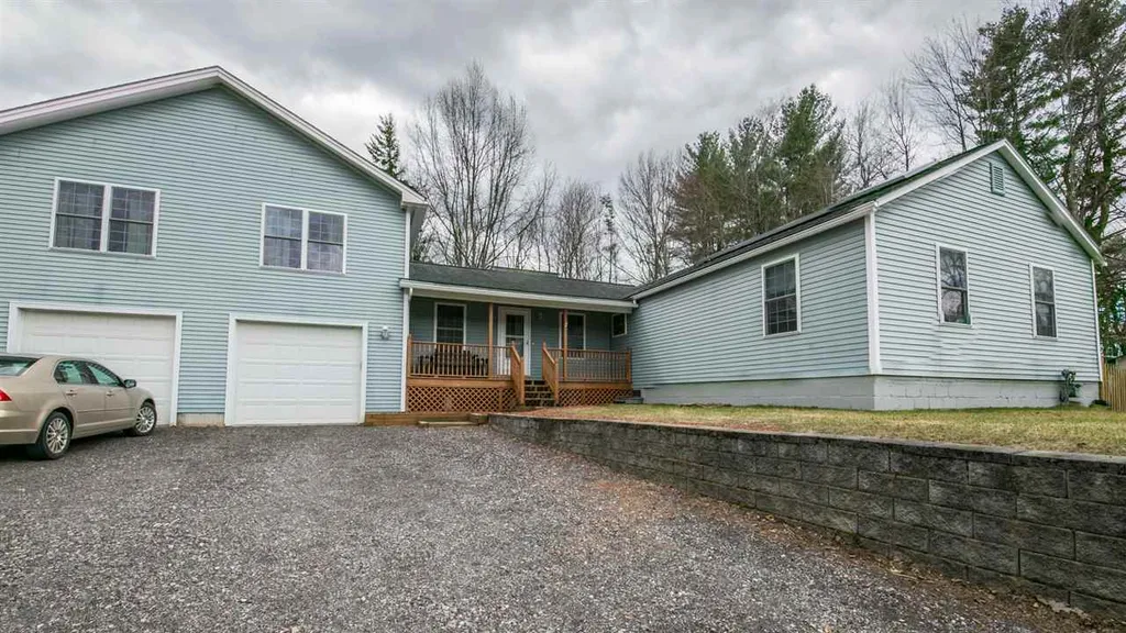 93 Pinecrest Drive Essex VT 05452