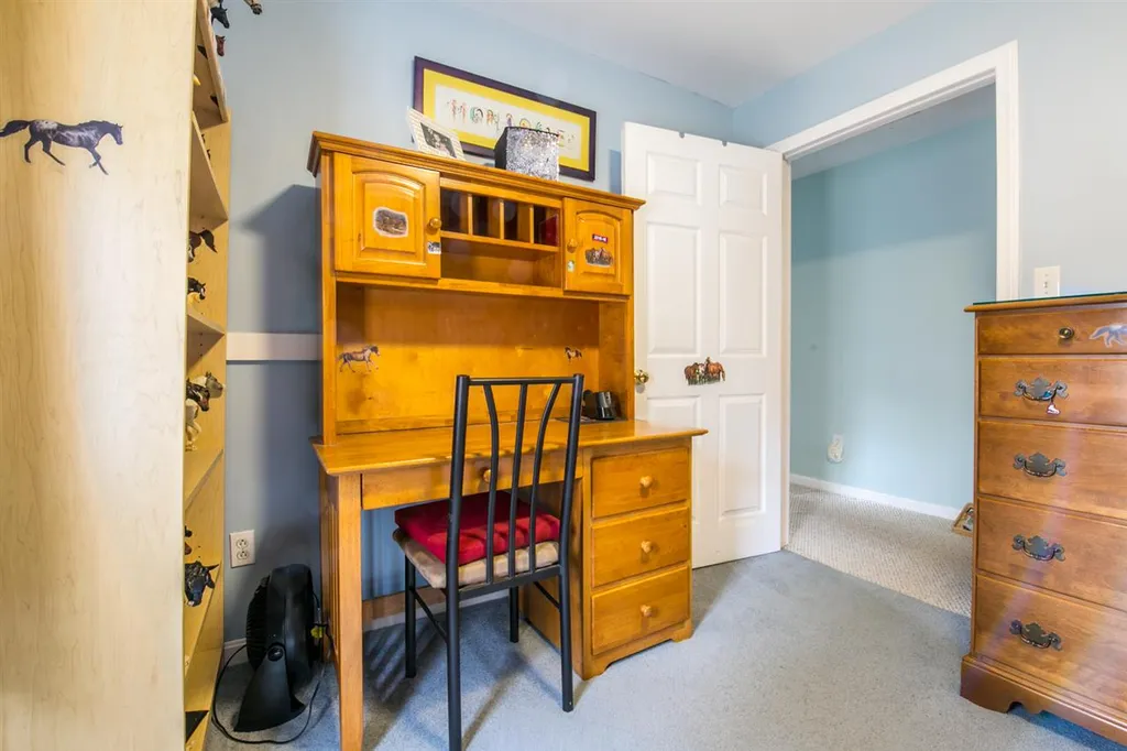93 Pinecrest Drive Essex VT 05452