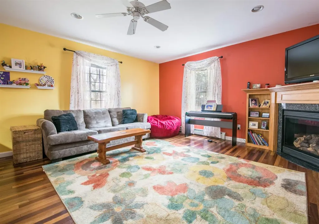 93 Pinecrest Drive Essex VT 05452