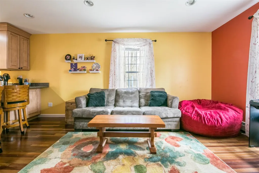 93 Pinecrest Drive Essex VT 05452