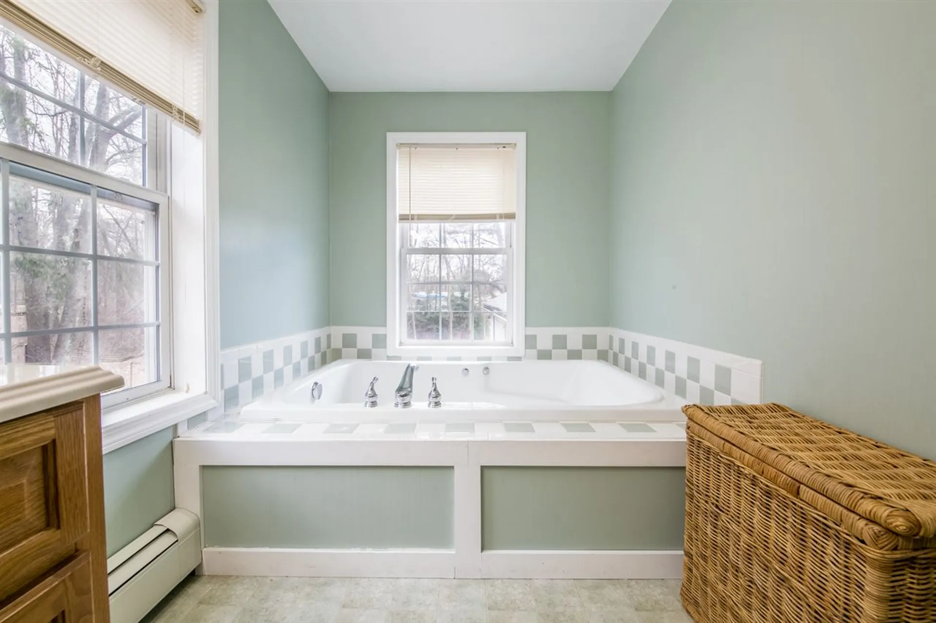 93 Pinecrest Drive Essex VT 05452