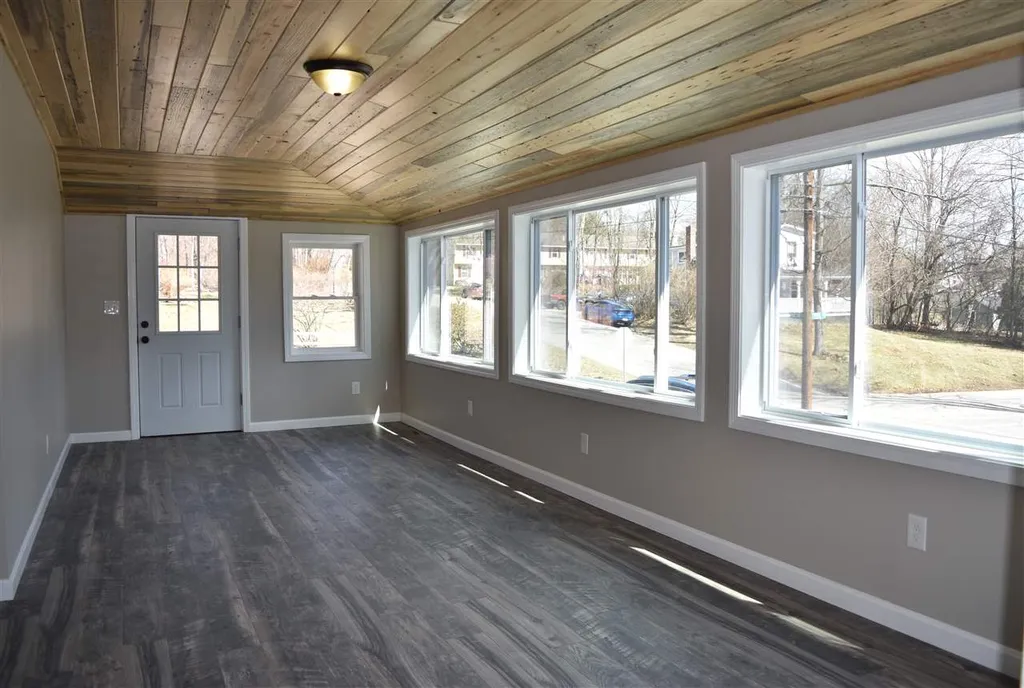 88 Pearl Street Franklin NH 03235