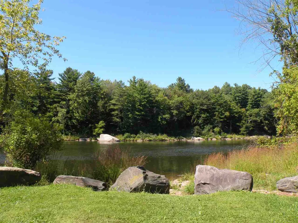 26 Village Drive Milton VT 05468