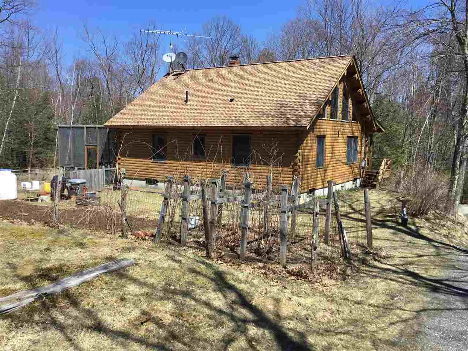 11 Monument Road Richmond NH 03470