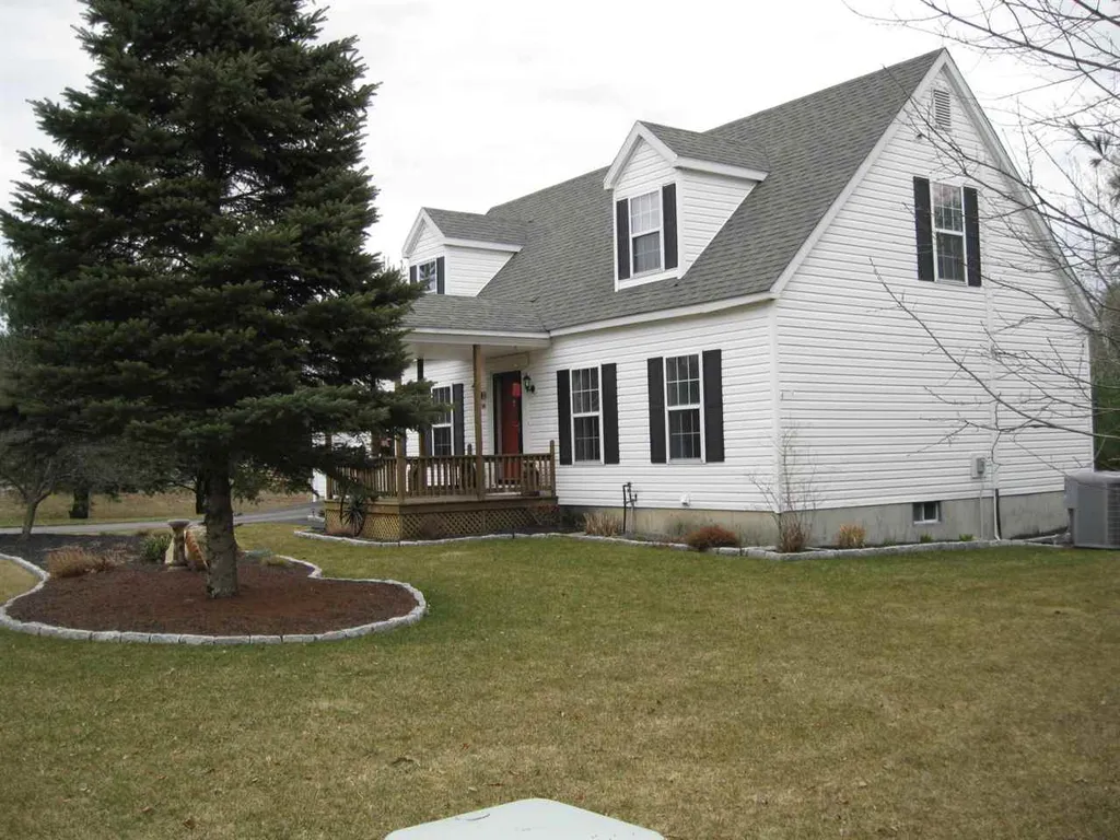90 Bellview Drive Swanzey NH 03446