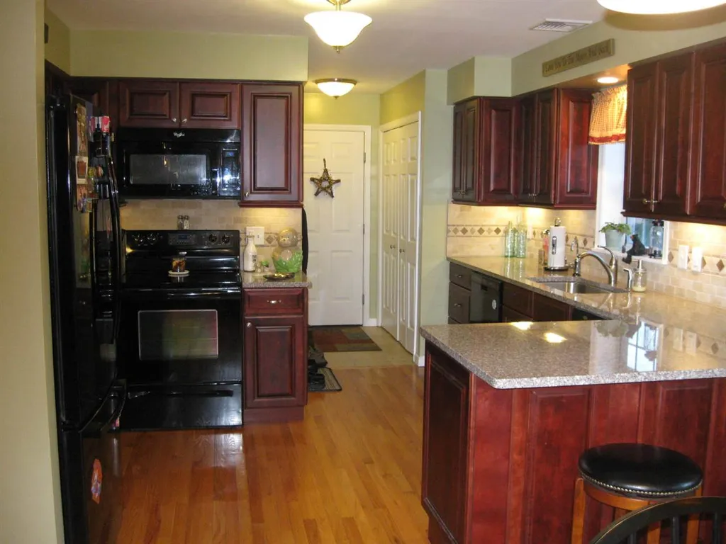 90 Bellview Drive Swanzey NH 03446
