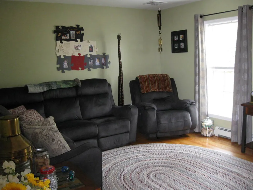 90 Bellview Drive Swanzey NH 03446