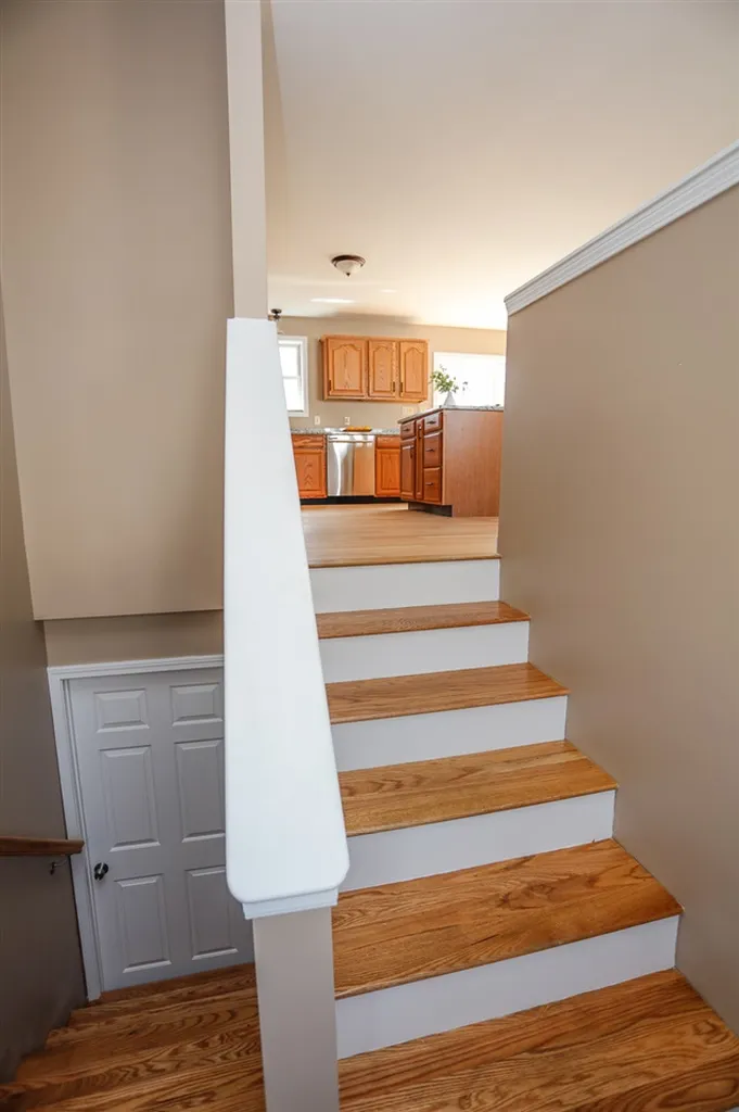28 Glen Street Farmington NH 03835