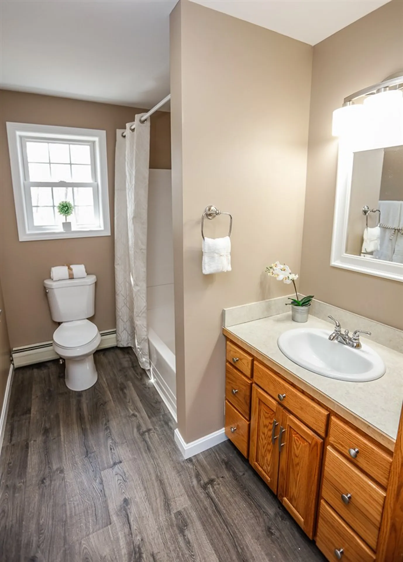 28 Glen Street Farmington NH 03835