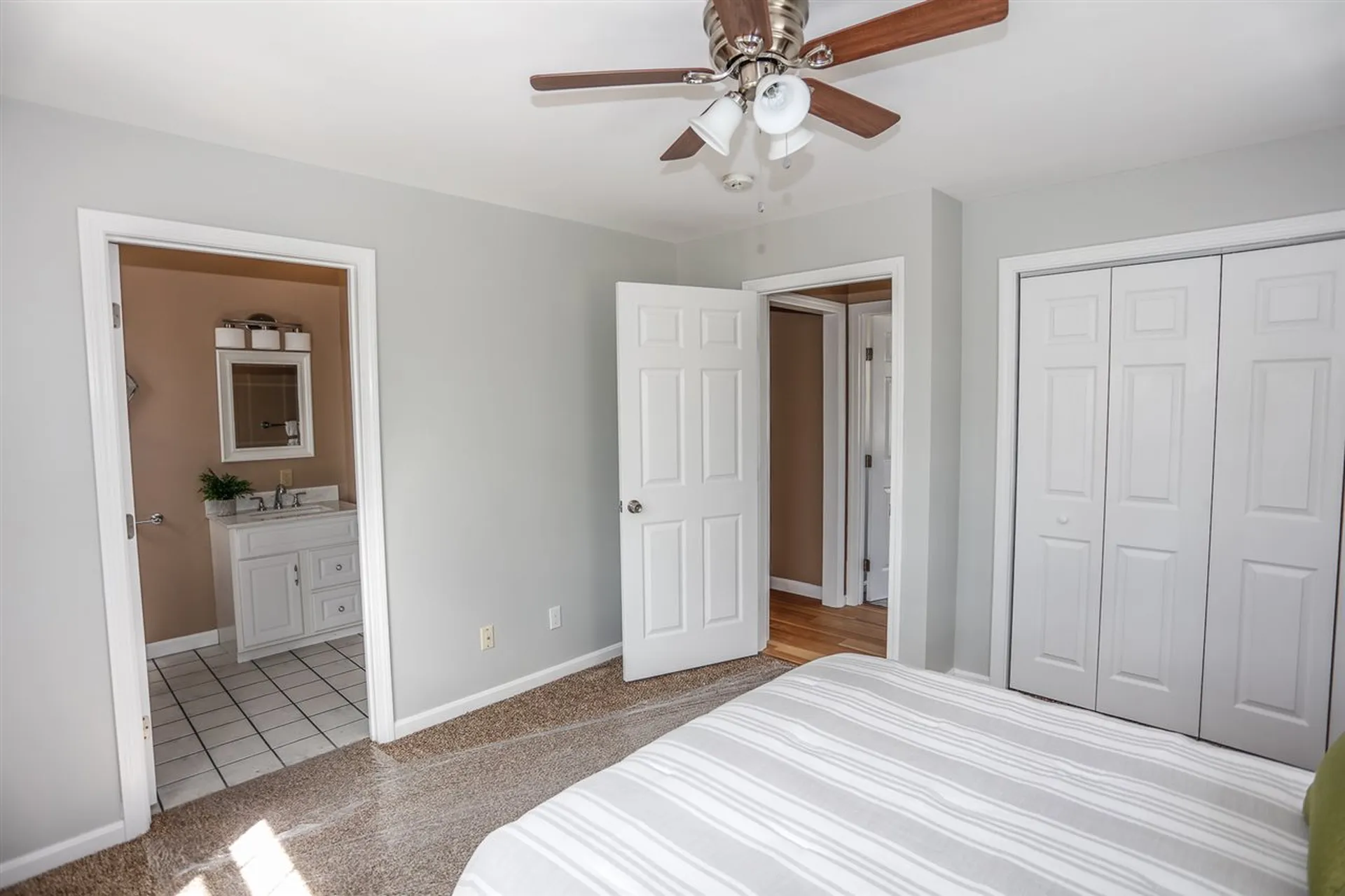 28 Glen Street Farmington NH 03835