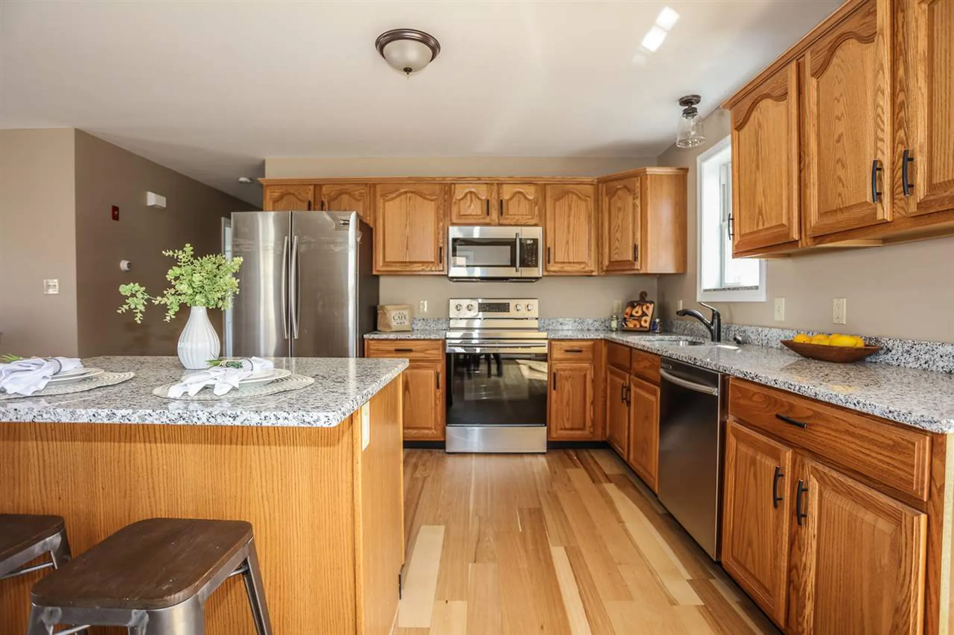 28 Glen Street Farmington NH 03835