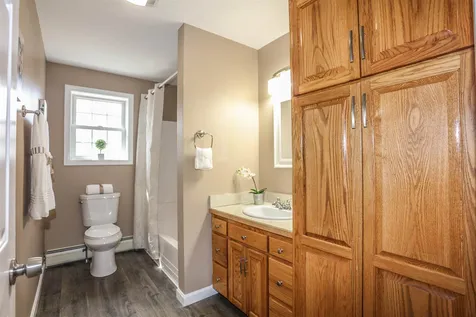28 Glen Street Farmington NH 03835