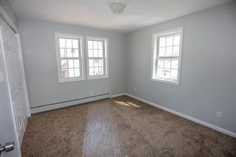 28 Glen Street Farmington NH 03835