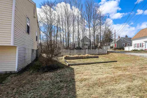 28 Glen Street Farmington NH 03835