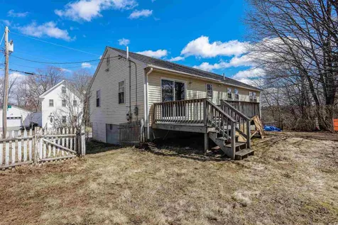 28 Glen Street Farmington NH 03835
