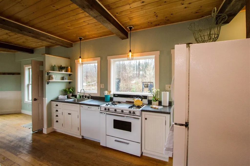 1901 Robert Young Road Starksboro VT 05487