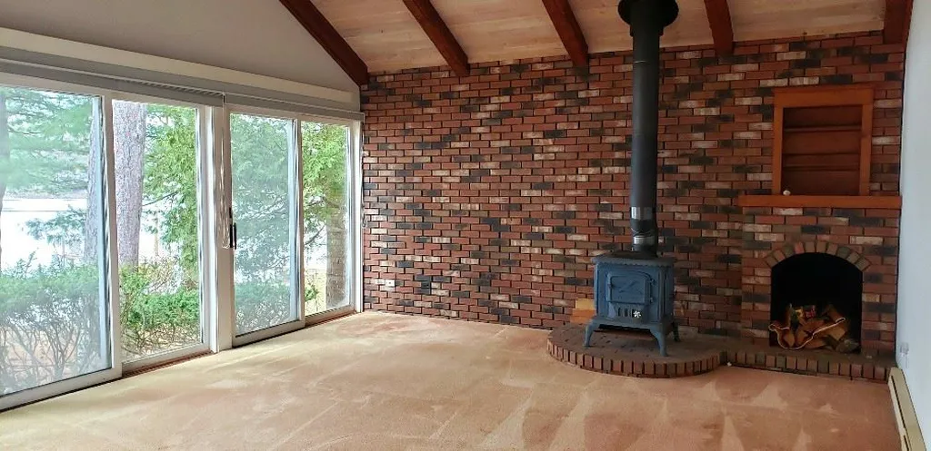 37 Wentworth Cove Road Laconia NH 03246