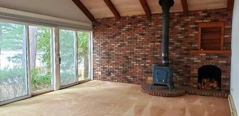 37 Wentworth Cove Road Laconia NH 03246