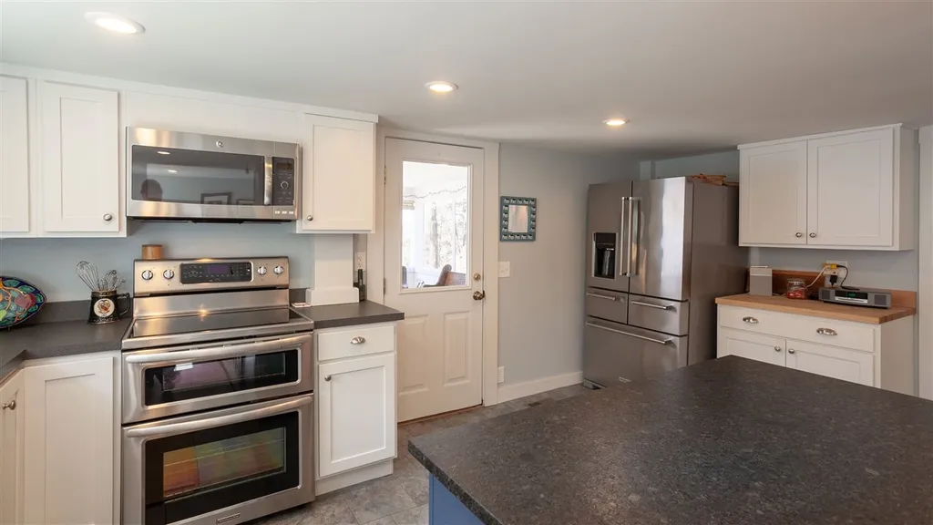 252 North Road Walpole NH 03608