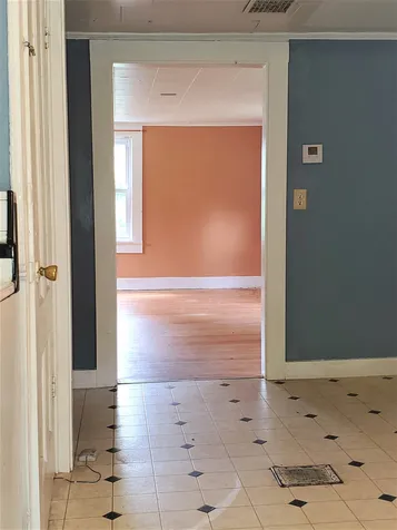 22 Upper Knight Street Keene NH 03431