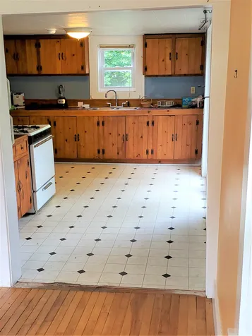 22 Upper Knight Street Keene NH 03431