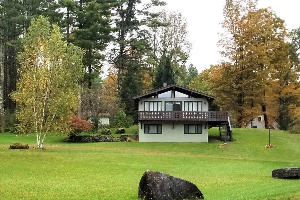 1480 Old Depot Road Shaftsbury VT 05262