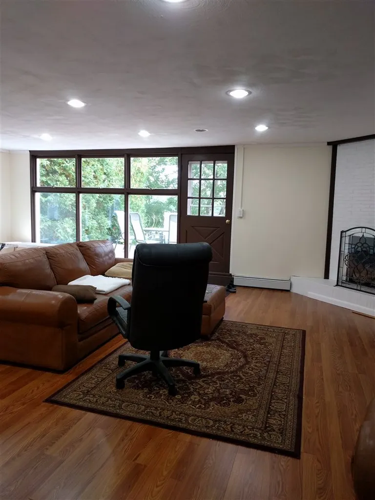 20 Riverview Road Durham NH 03824