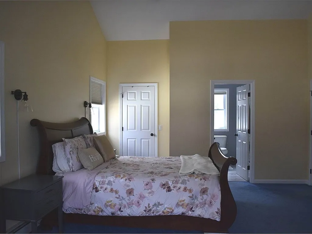 93 Birch Court Burlington VT 05408