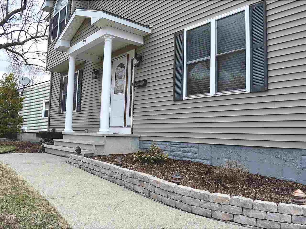 93 Birch Court Burlington VT 05408