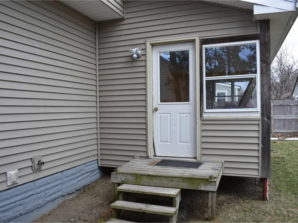 93 Birch Court Burlington VT 05408
