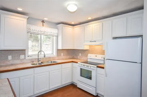 627 Berry River Road Barrington NH 03825