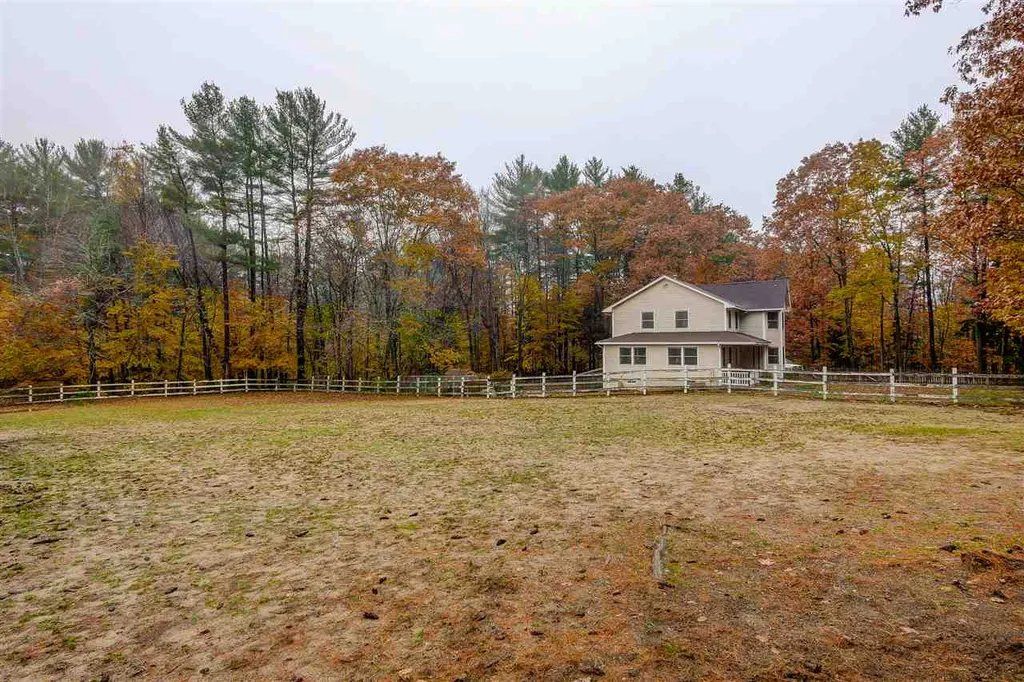 62 Towle Road Chester NH 03036
