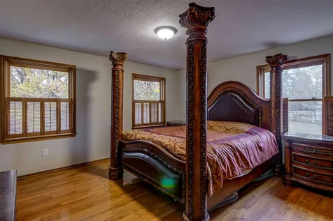 62 Towle Road Chester NH 03036