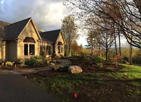 606 Wilmot Center Road New London NH 03257