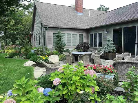 606 Wilmot Center Road New London NH 03257