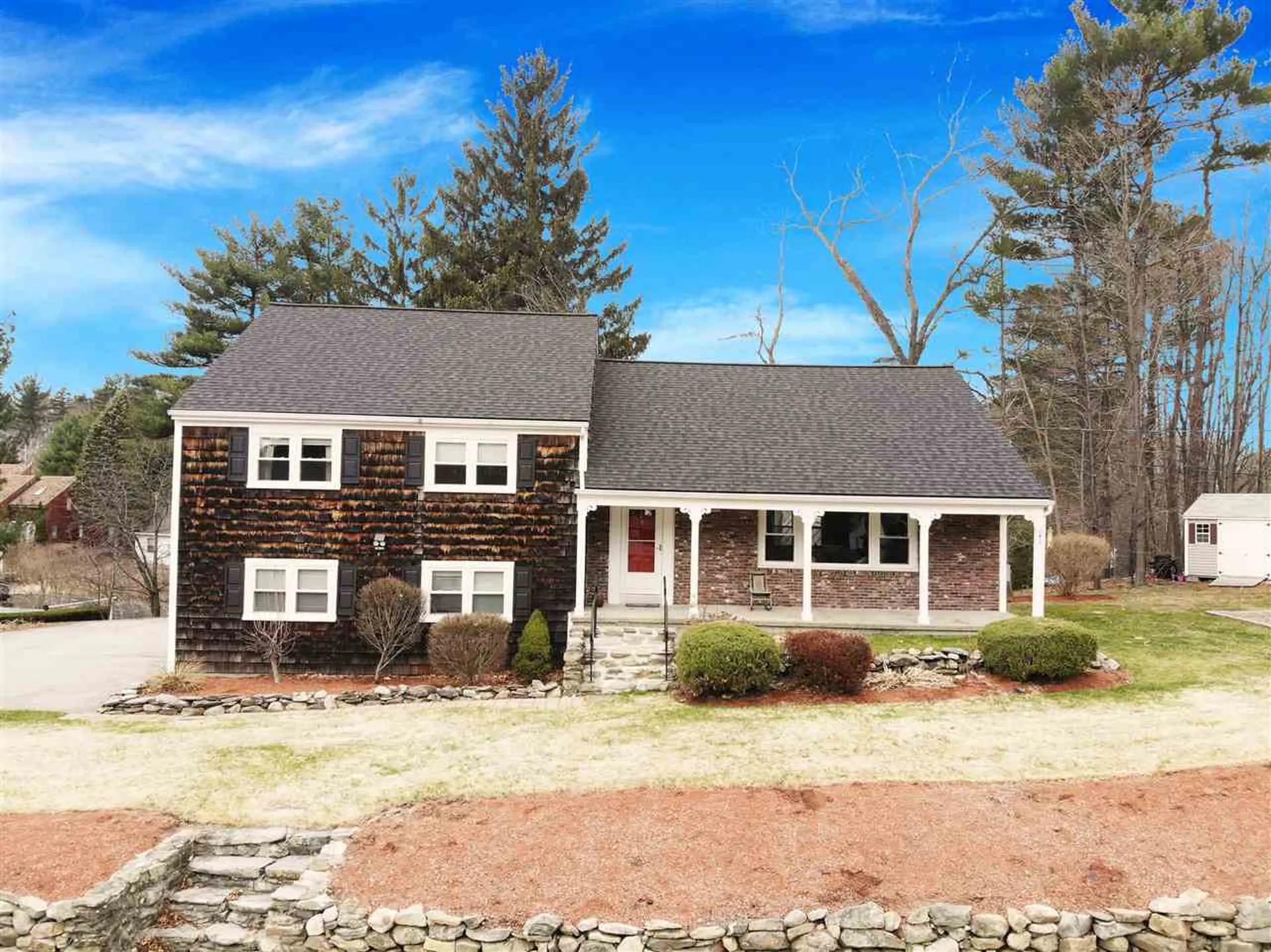 4 Farmington Road Nashua NH 03060