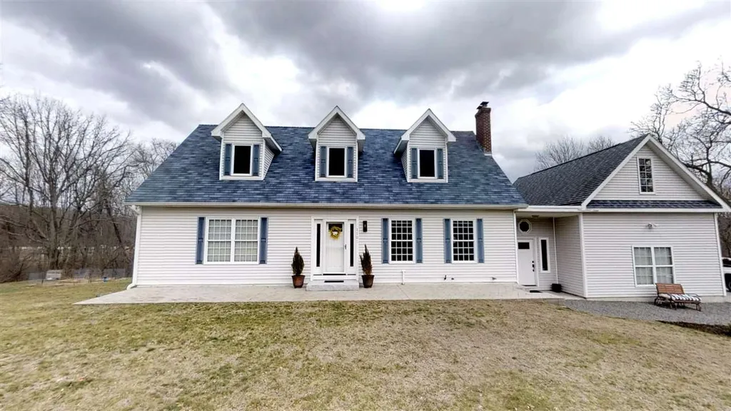 110 North Lowell Road Windham NH 03087