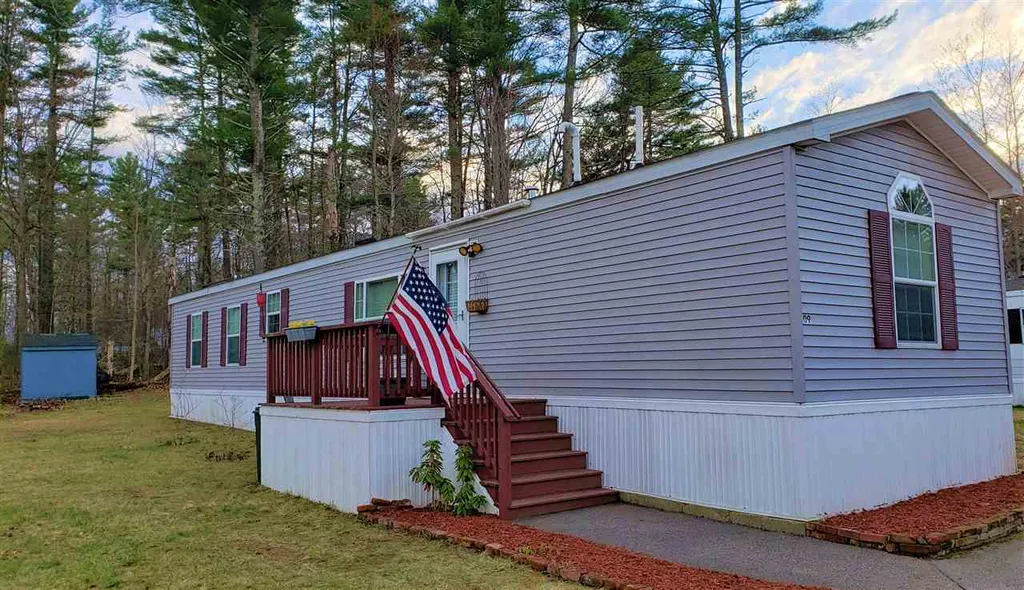 9 Cedar Lane Lee NH 03861