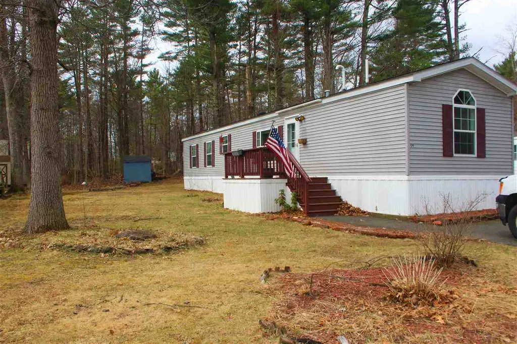 9 Cedar Lane Lee NH 03861