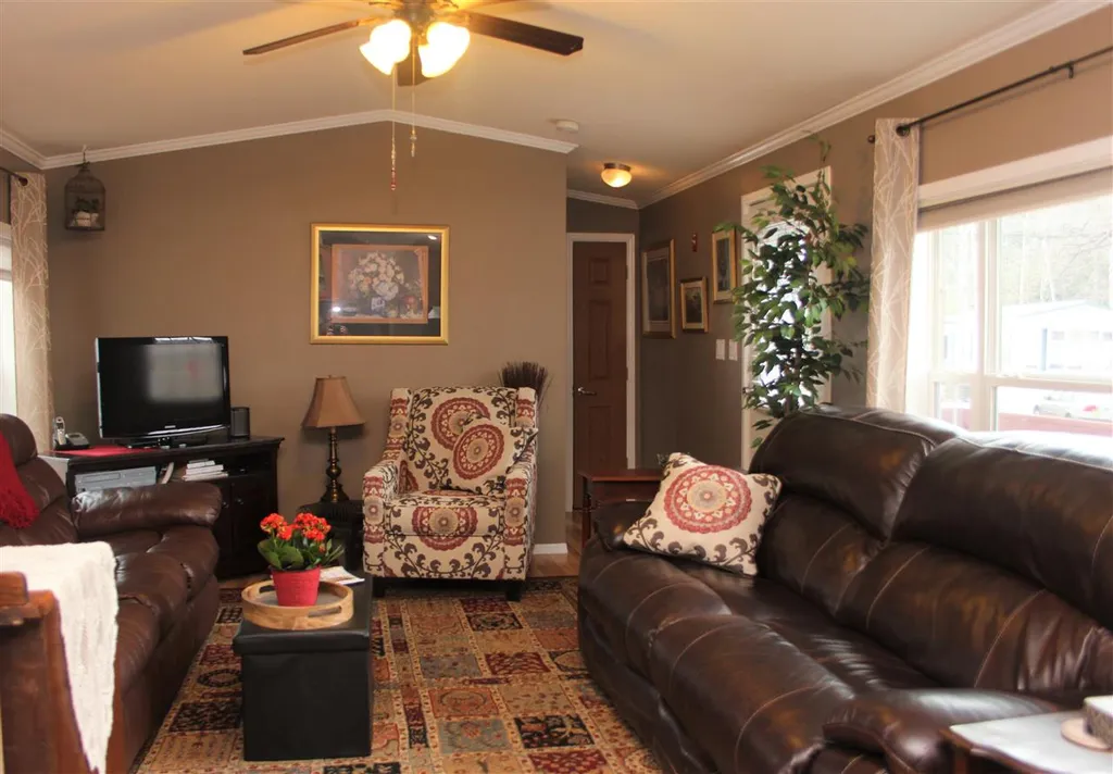 9 Cedar Lane Lee NH 03861