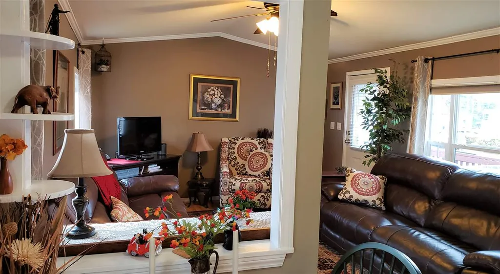 9 Cedar Lane Lee NH 03861