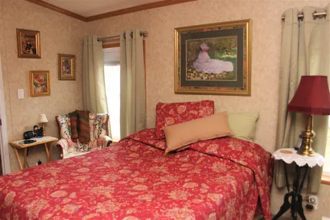 9 Cedar Lane Lee NH 03861