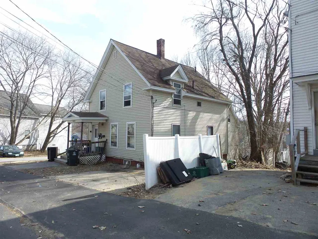35 Merrimac Street Laconia NH 03246