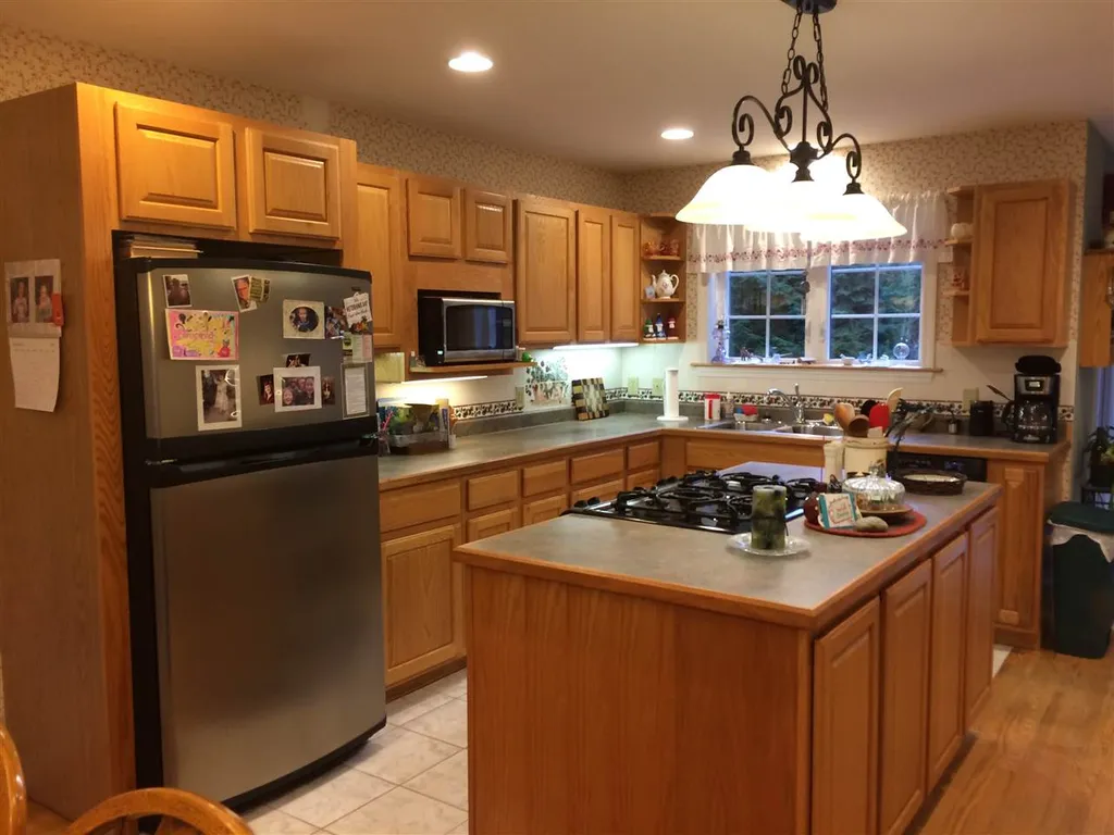 282 Paus Lane Hyde Park VT 05655