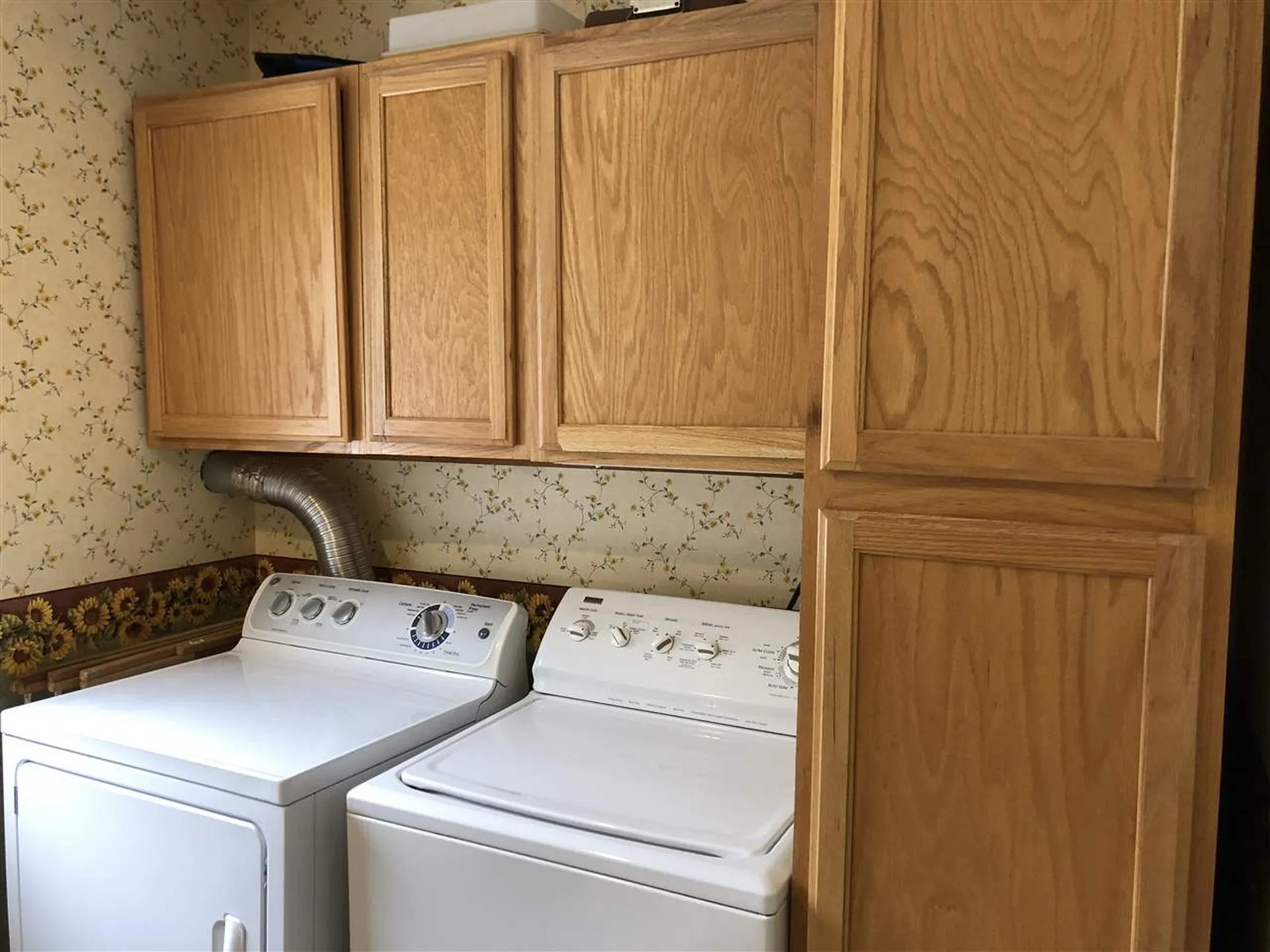 282 Paus Lane Hyde Park VT 05655