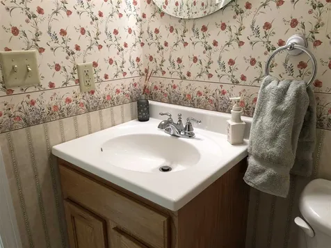282 Paus Lane Hyde Park VT 05655